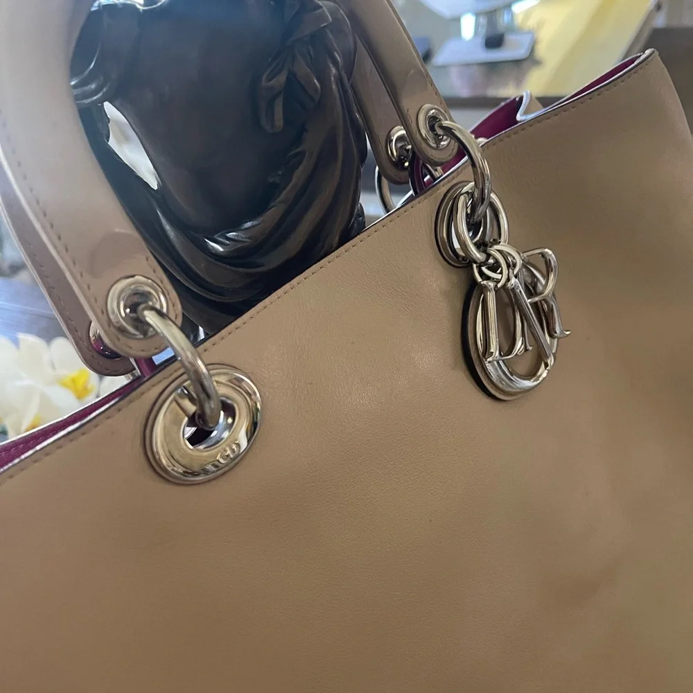 ✨Diorissimo Large Purse✨ - Picture 16 of 16